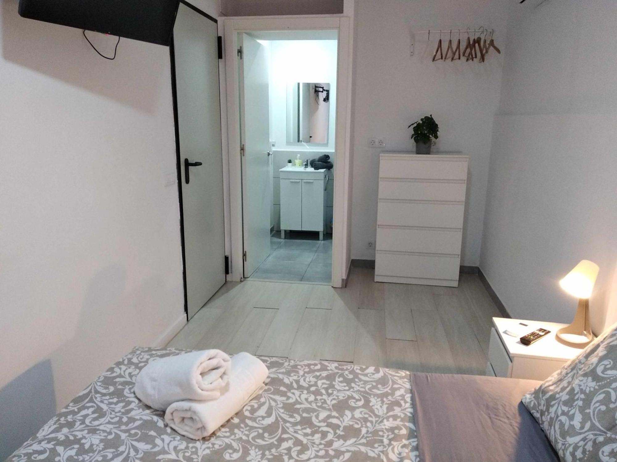 Urban Basic Hotel